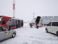 Киев начинает выходить из снежной комы. Аэропорты работают в штатном режиме